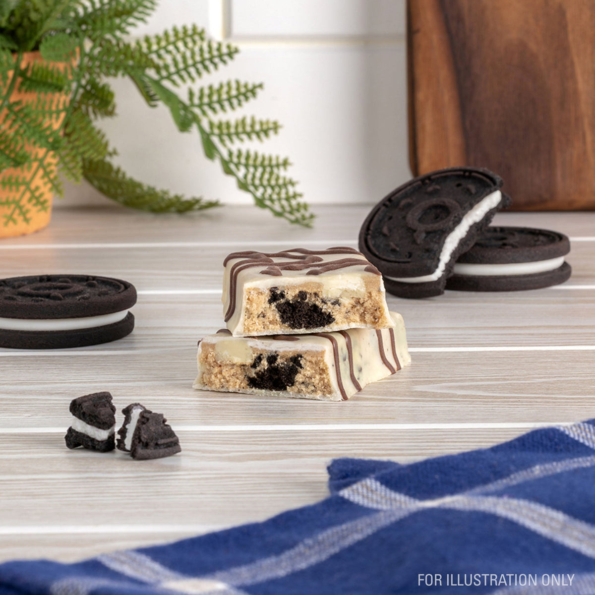 dipped-cookies-and-cream-protein-bars-h9 15807_QN_USA_ProteinBar_CAC_InterimAssetUpdate_Digital-Dipped-ProductCarouselSet_Tabletop1.jpg