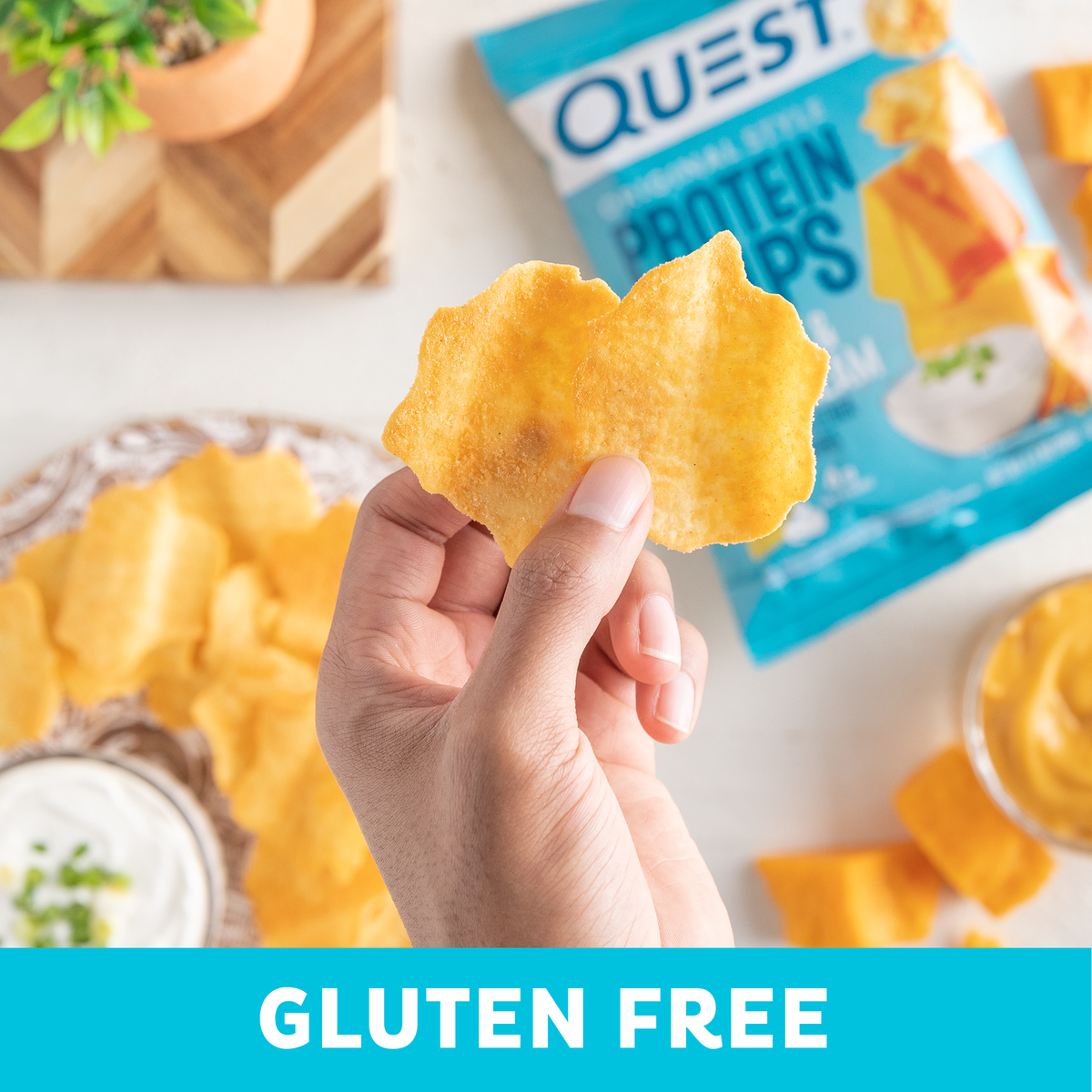 cheddar-and-sour-cream-original-style-protein-chips-f8 qst-000296_cheddar-_-sour-cream-original-style-protein-chips_7.2.png