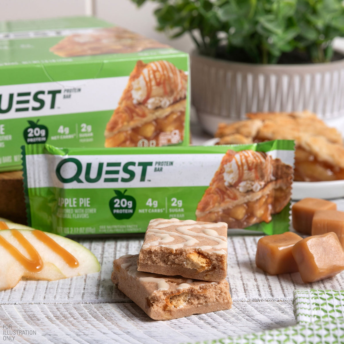 apple-pie-protein-bars-r5 qst-000647-apple-pie-protein-bars_4.jpg